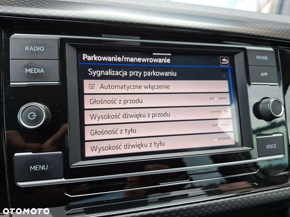 Volkswagen T-Cross - 22