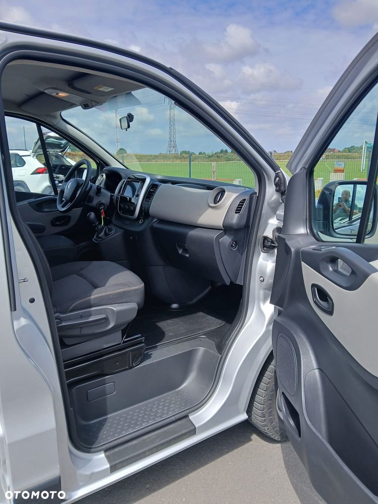 Renault Trafic - 10