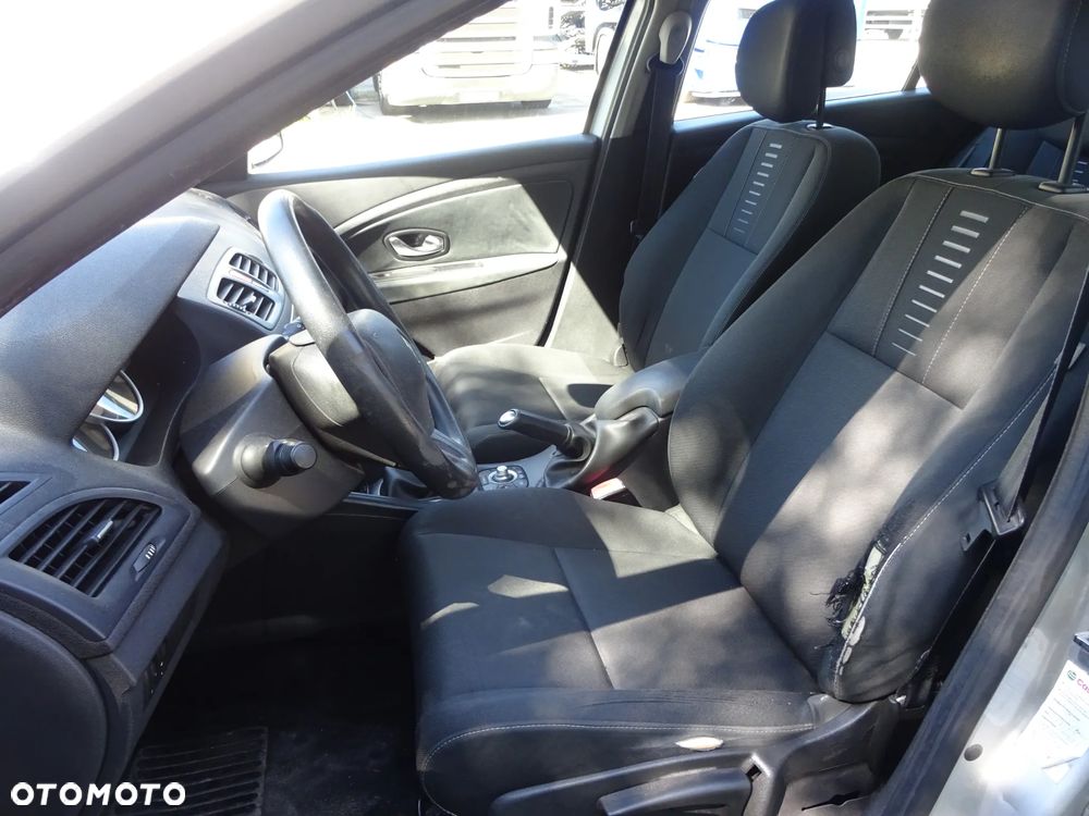 Renault Megane - 14