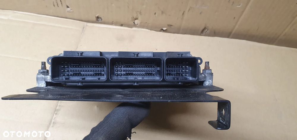 Komputer sterownik silnika Opel Vivaro B Trafic III 1.6 DCI 237103984R 0281031363 - 3