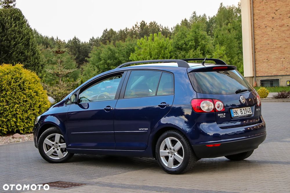 Volkswagen Golf Plus 2.0 TDI DPF United - 15