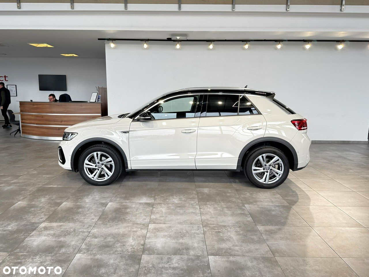 Volkswagen T-Roc - 6