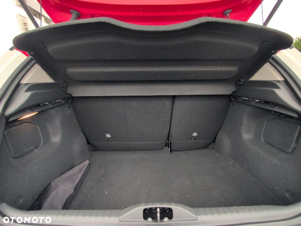 Citroën C3 1.2 PureTech Shine EAT6 - 6