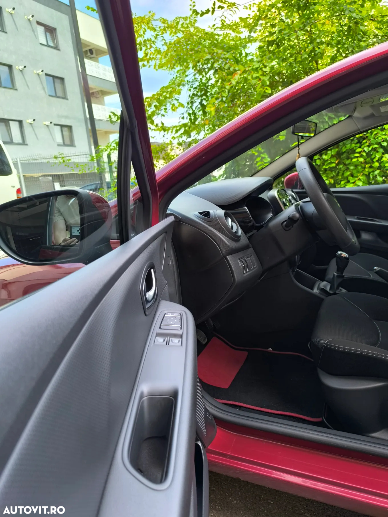 Renault Clio IV 1.2 Life - 11