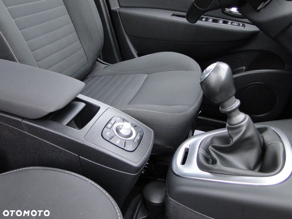 Renault Scenic ENERGY TCe 130 S&S LIMITED - 8