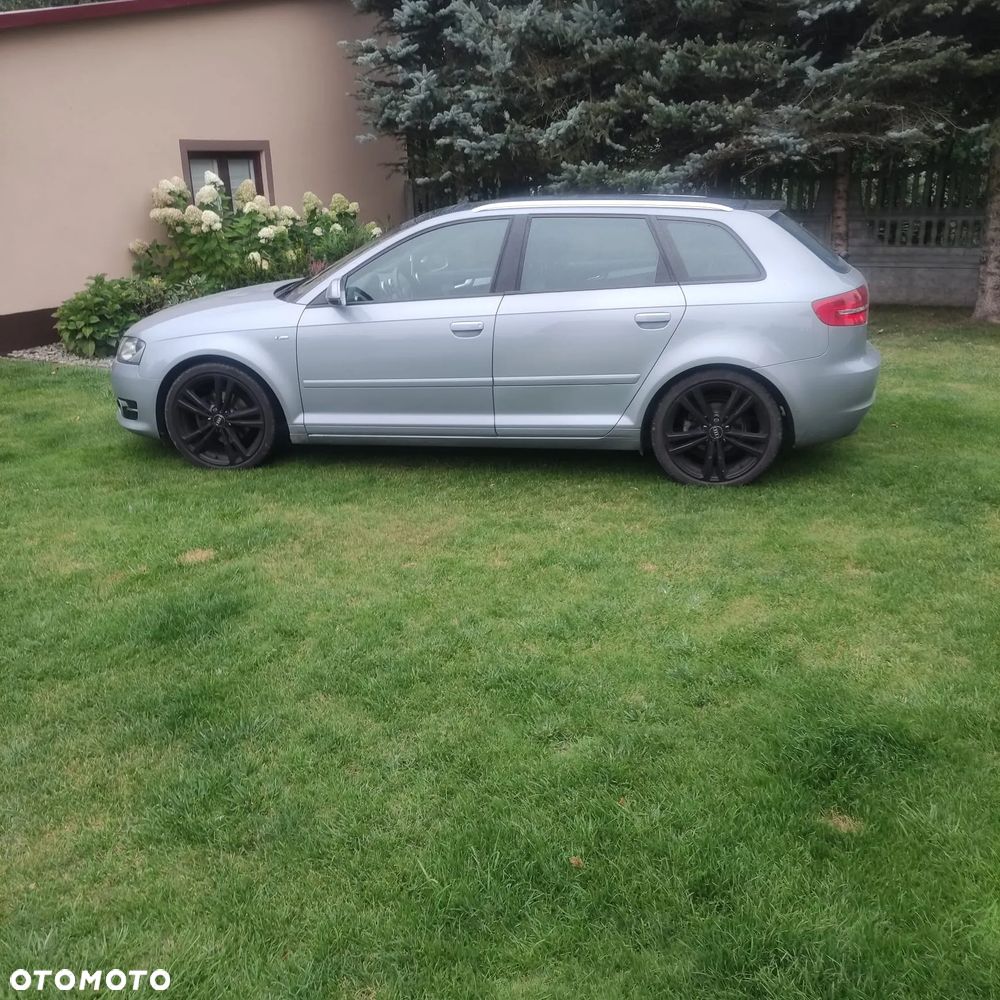 Audi A3 Sportback - 3