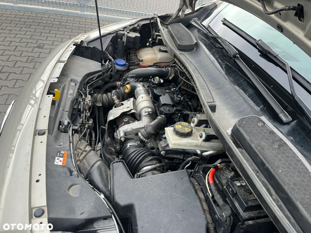 Ford Tourneo Connect - 14