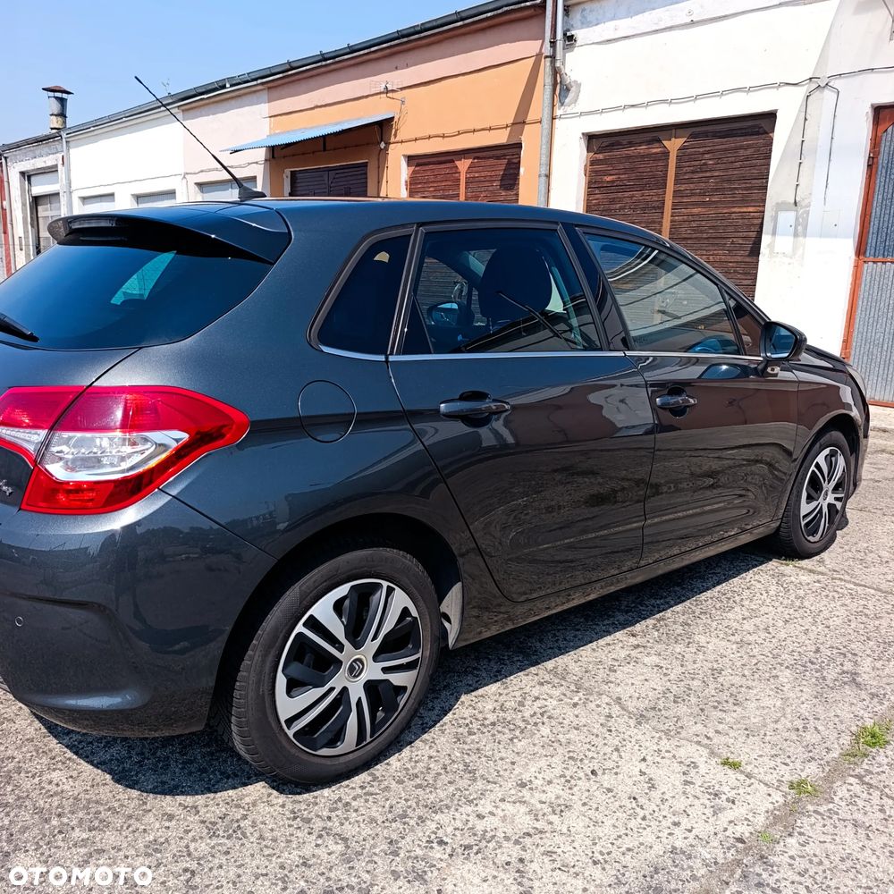 Citroën C4 HDi 90 Attraction - 5