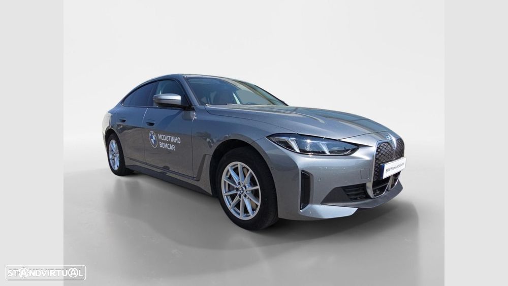 BMW i4 eDrive40 — fotografia 2