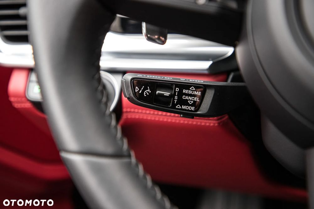 Porsche Panamera - 23