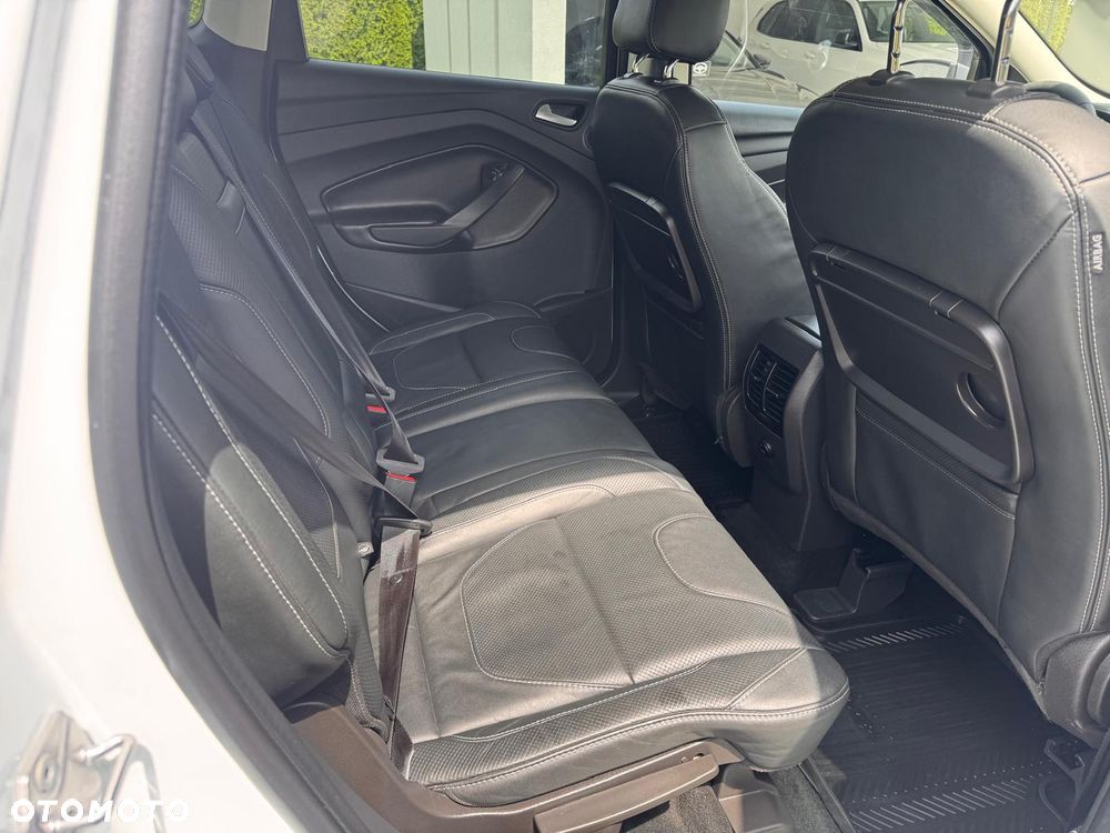 Ford Kuga - 16