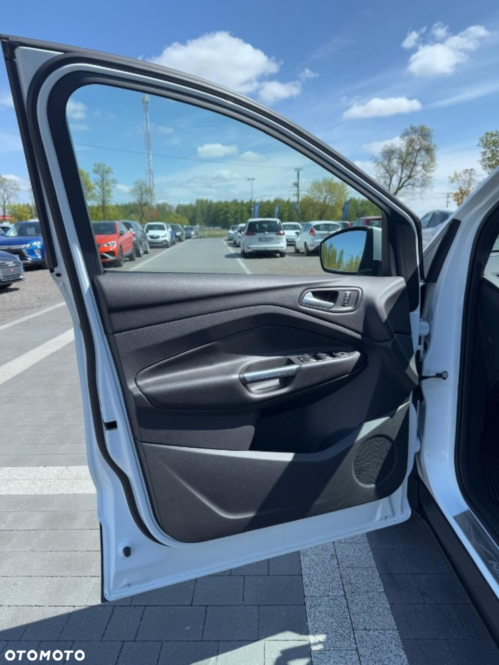 Ford Kuga - 21