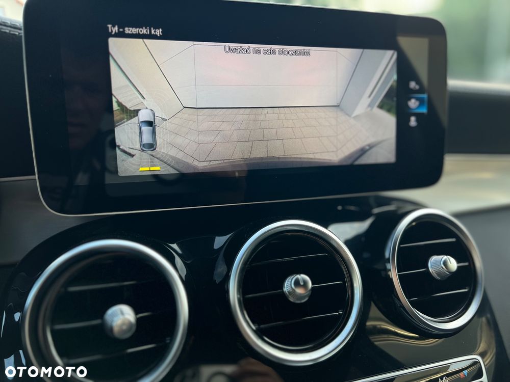 Mercedes-Benz GLC 200 - 32