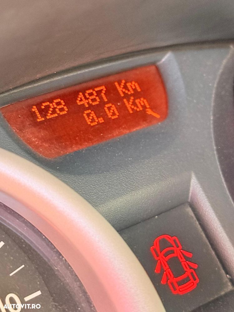Renault Megane - 5