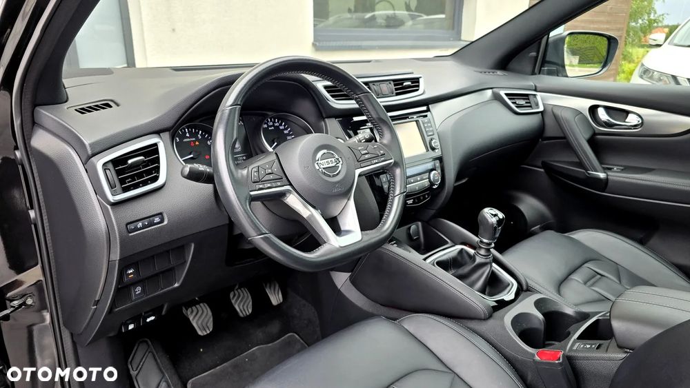 Nissan Qashqai 1.2 DIG-T TEKNA+ - 21