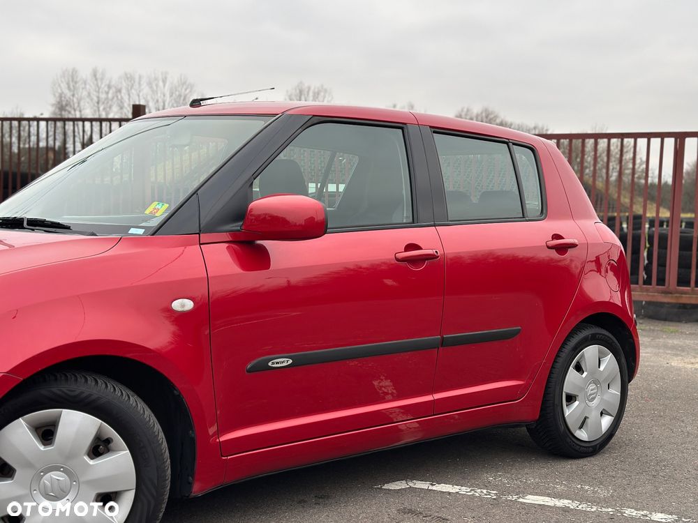 Suzuki Swift 1.3 Comfort - 2