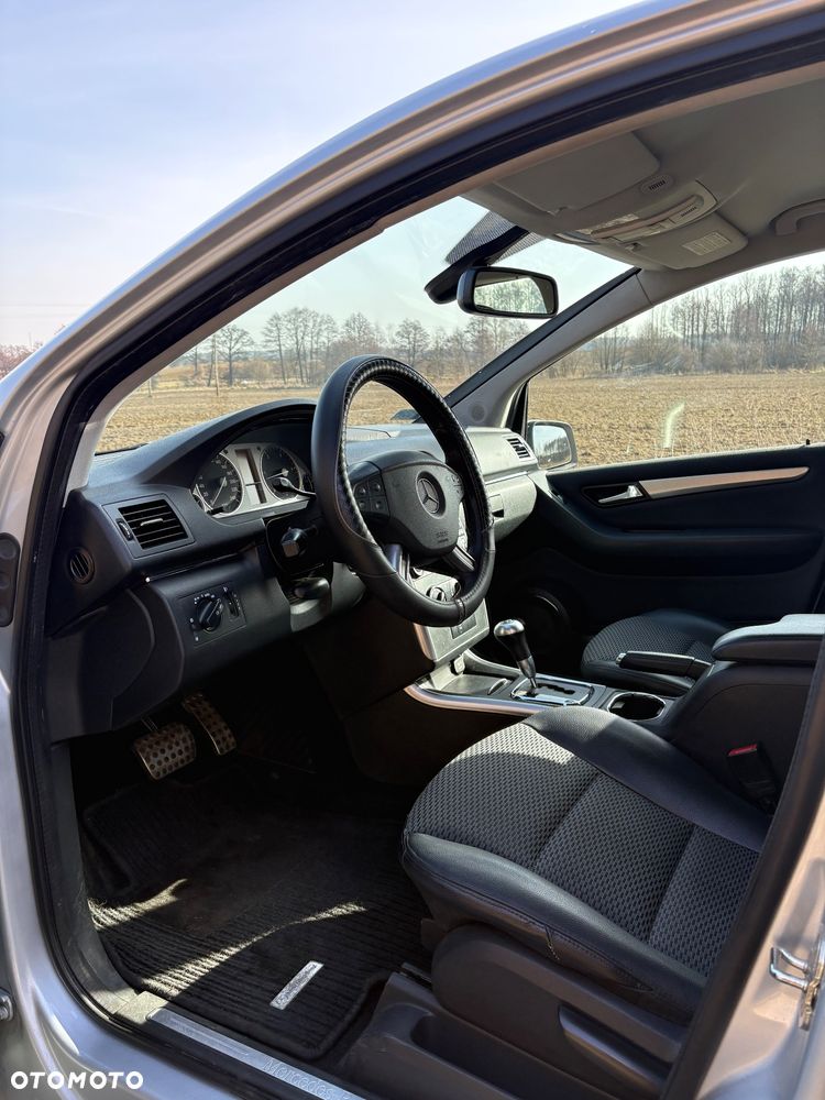 Mercedes-Benz Klasa B - 8