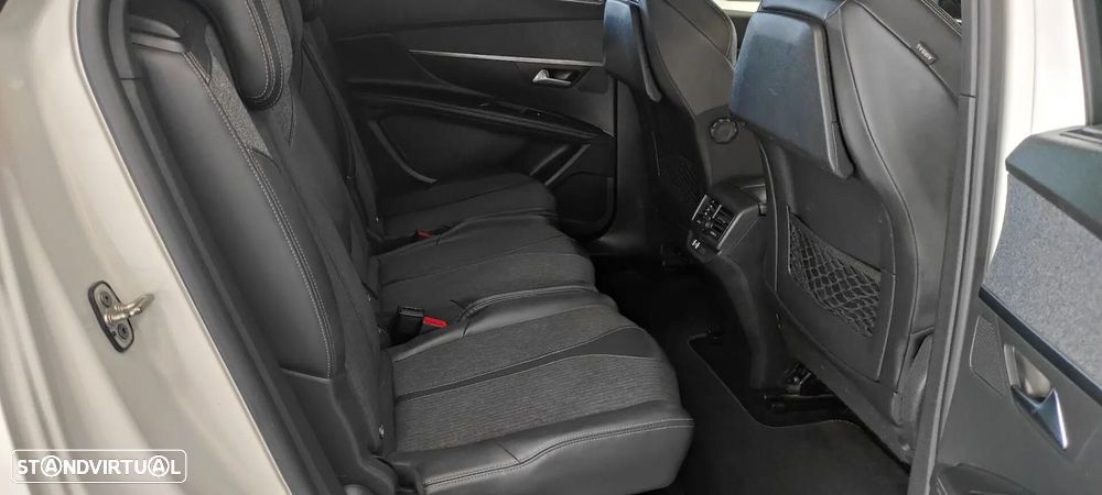 Peugeot 5008 1.5 BlueHDi GT Line - 25