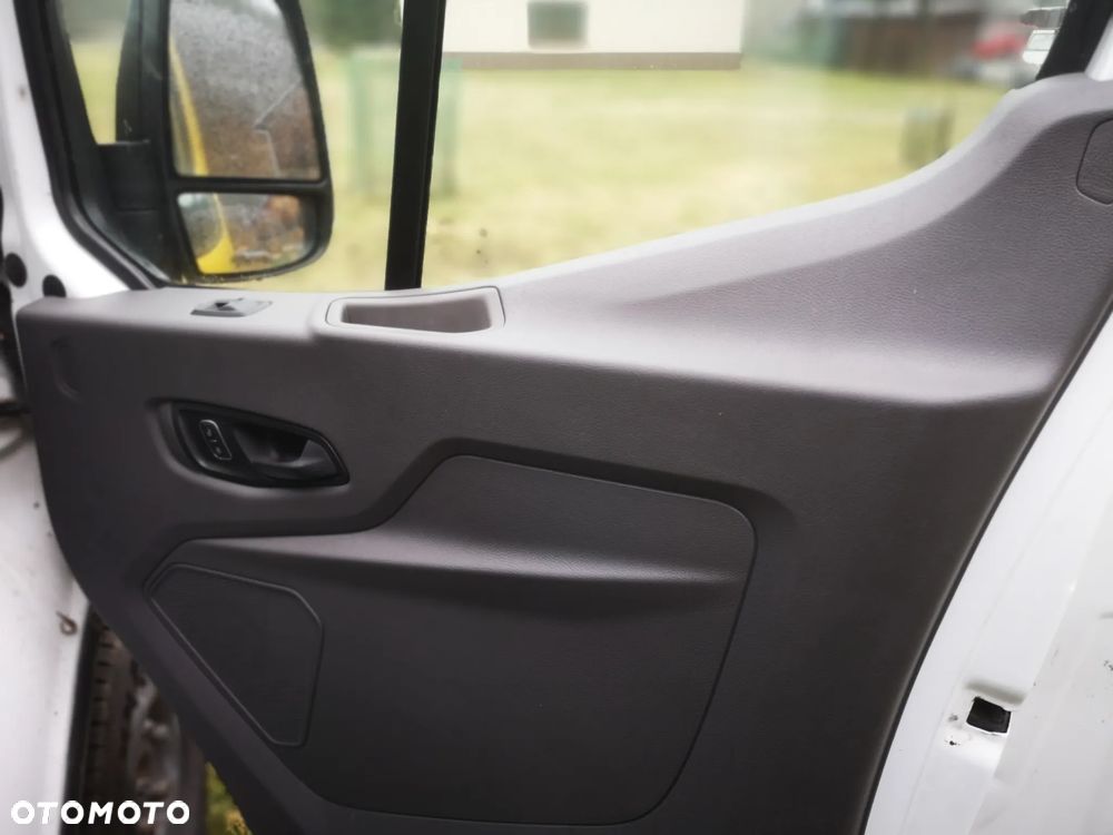 Ford Transit - 16