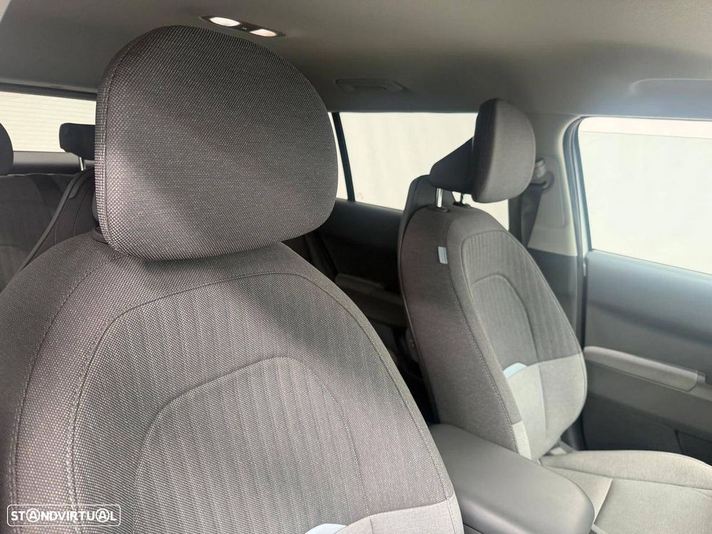 Kia EV3 58.3 kWh Drive - 16