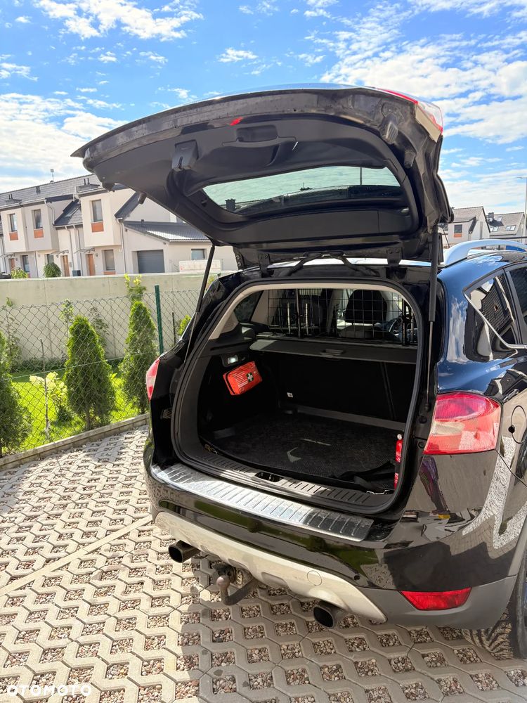 Ford Kuga 2.0 TDCi 4x4 Titanium - 4