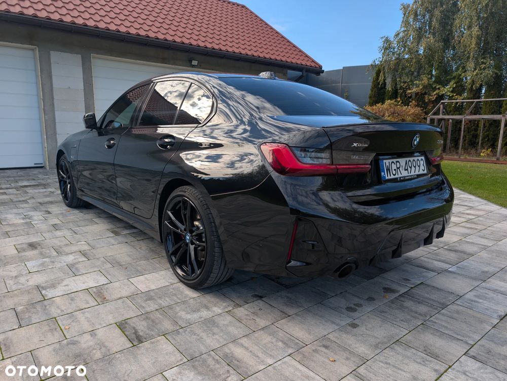 BMW Seria 3 2023 photo 4