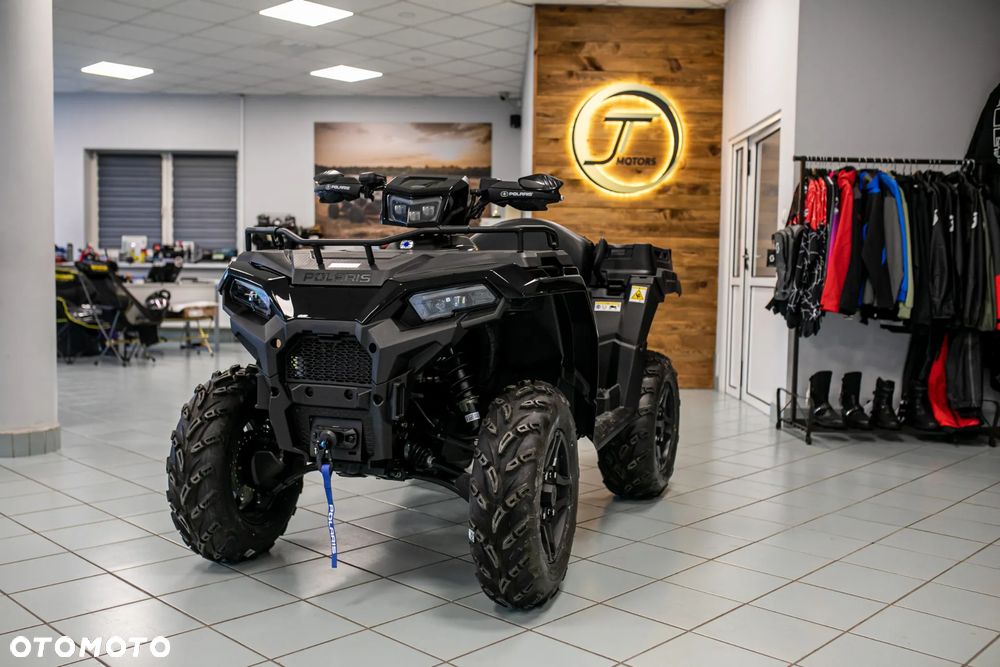 Polaris Sportsman - 1