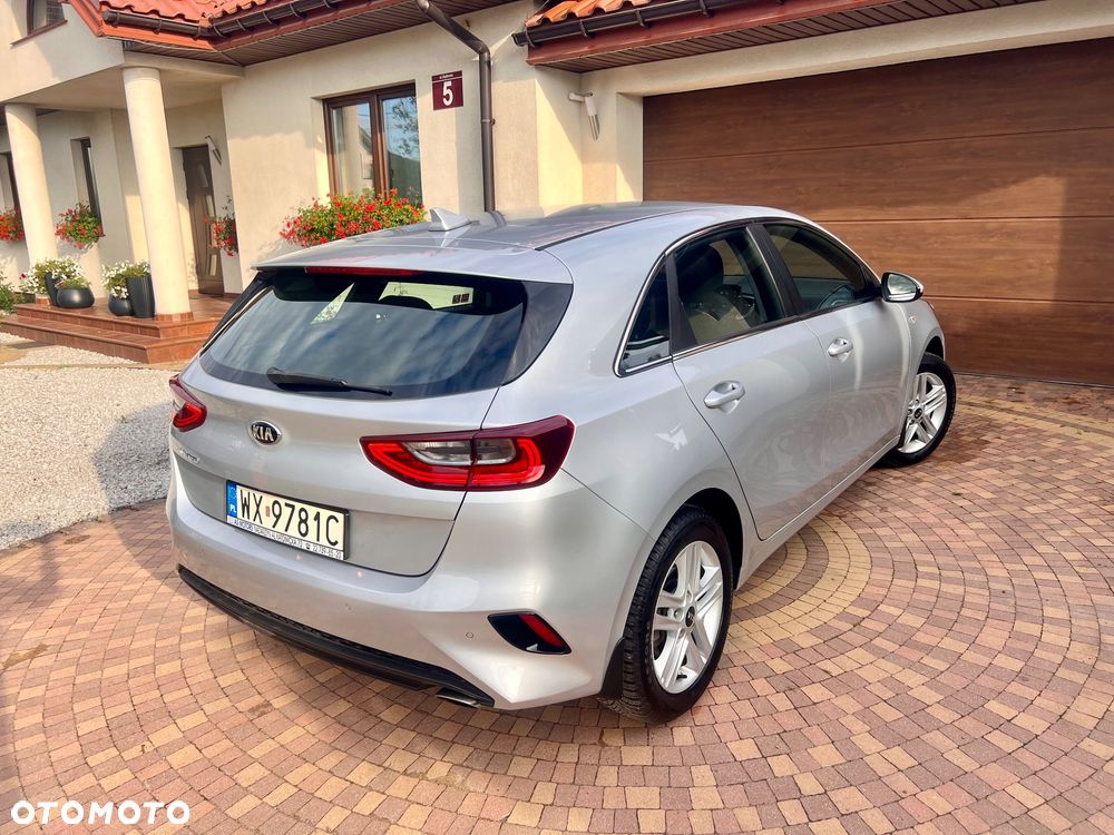 Kia Ceed 1.6 CRDi SCR L - 24
