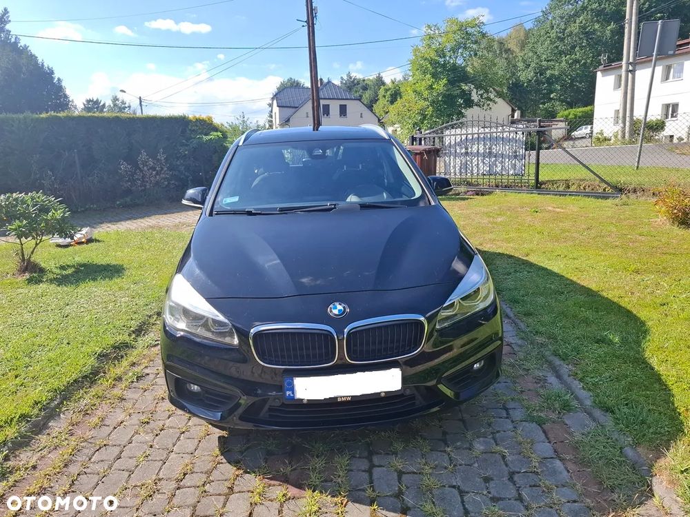 BMW Seria 2 218d - 6
