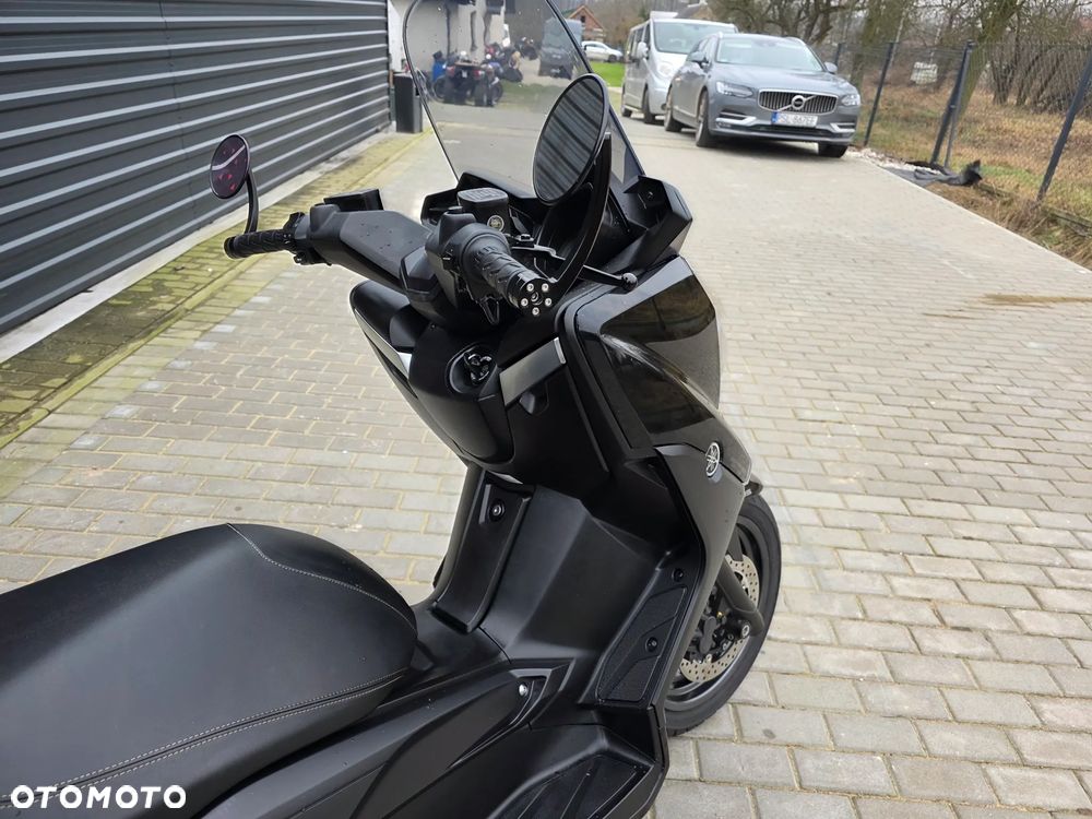 Yamaha X-max - 11