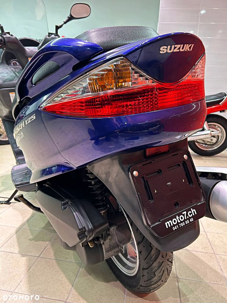 Suzuki Burgman - 6