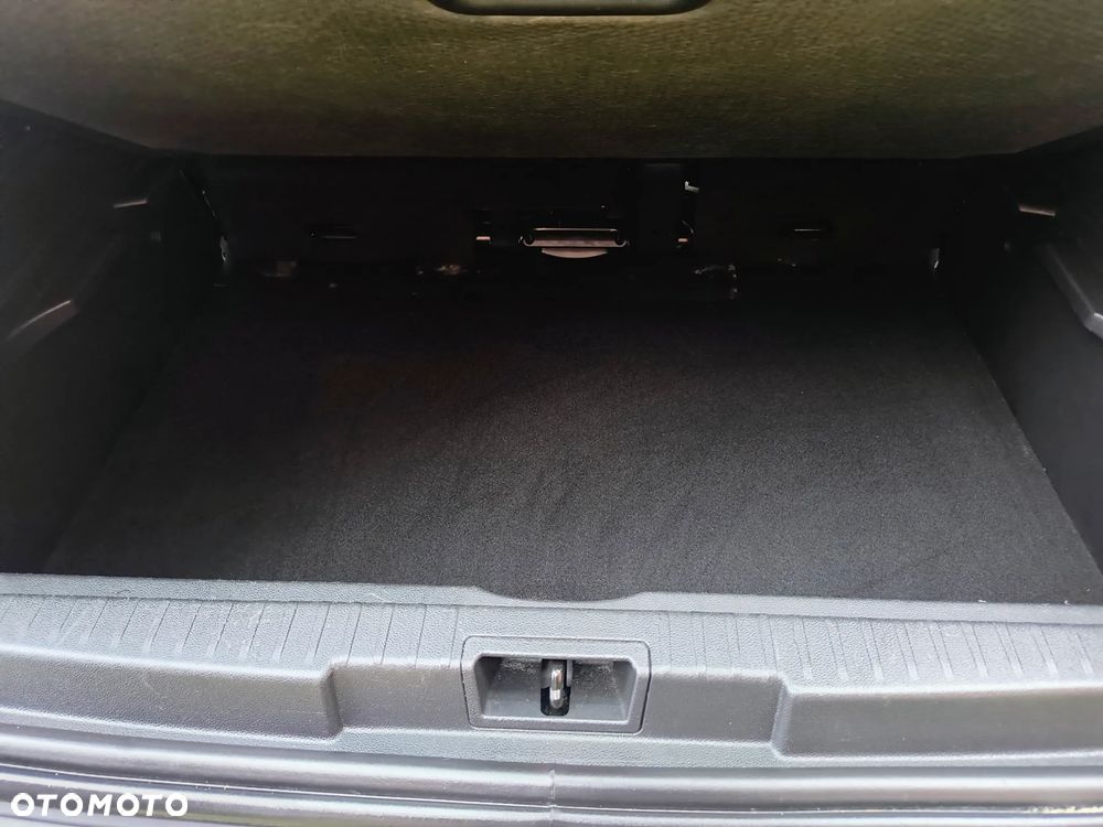 Renault Captur (ENERGY) TCe 90 LIFE - 32