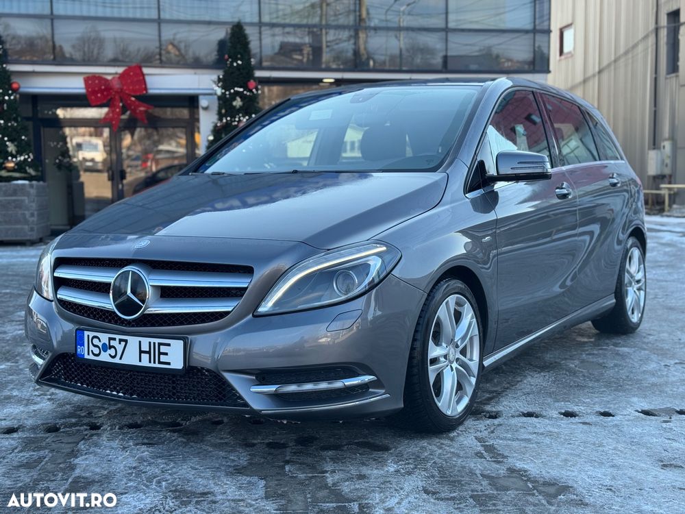 Mercedes-Benz B 180 - 15