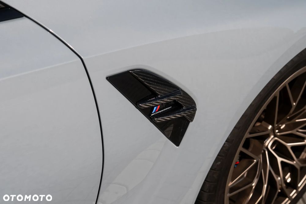 BMW M3 Competition M xDrive - 12