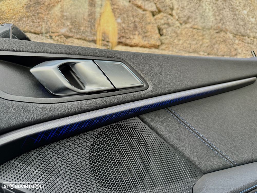BMW 116 d Pack Desportivo M Auto - 45