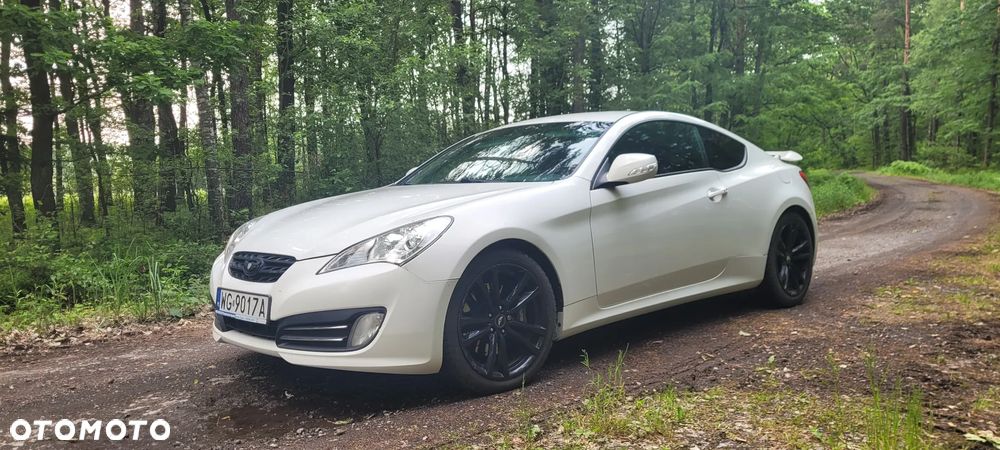 Hyundai Genesis Coupe 2.0 TCI Premium - 5