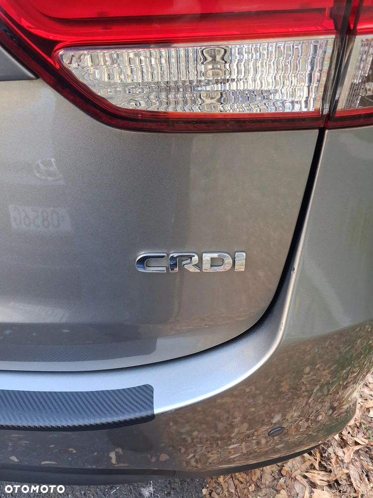 Kia Carens 2013 photo 2