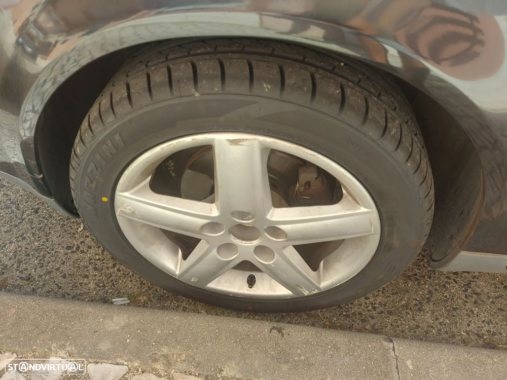 Audi A4 Avant 1.9 TDI m6 - 9