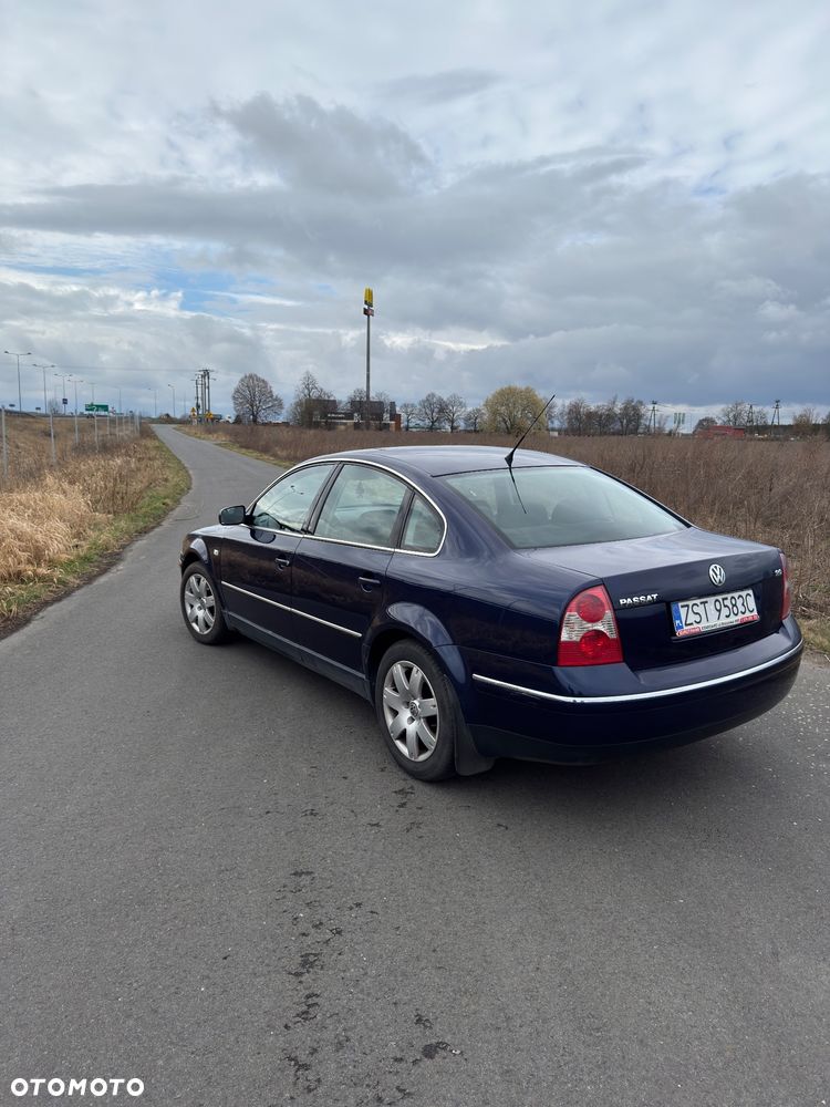 Volkswagen Passat 2.0 Highline - 2