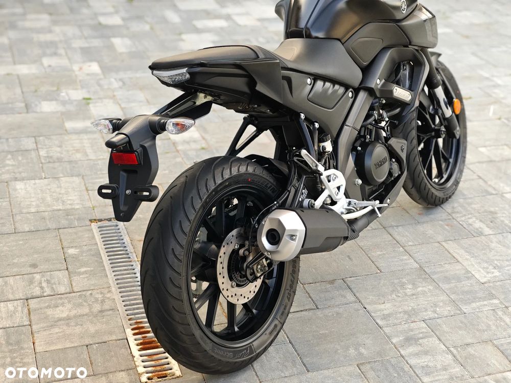 Yamaha MT - 9