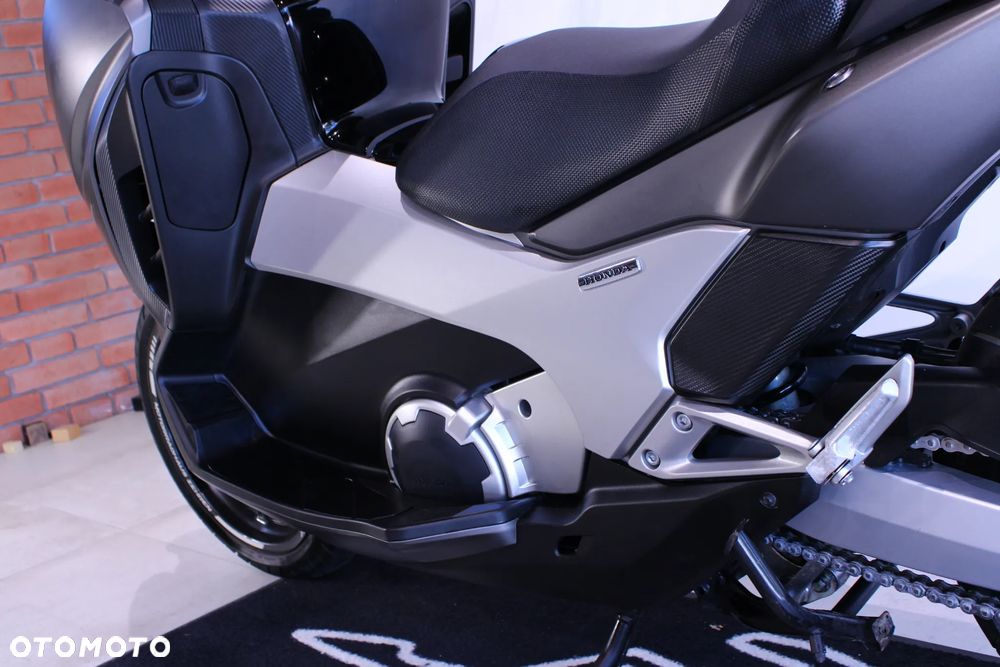 Honda NC - 24