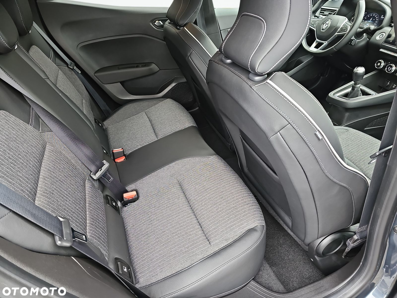 Renault Clio 1.0 TCe Intens - 16