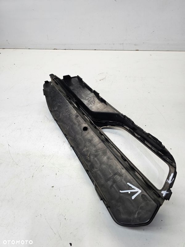 KRATKA ATRAPA ZDERZAKA PRAWA AUDI A3 8V 8V3807682G S-LINE - 7
