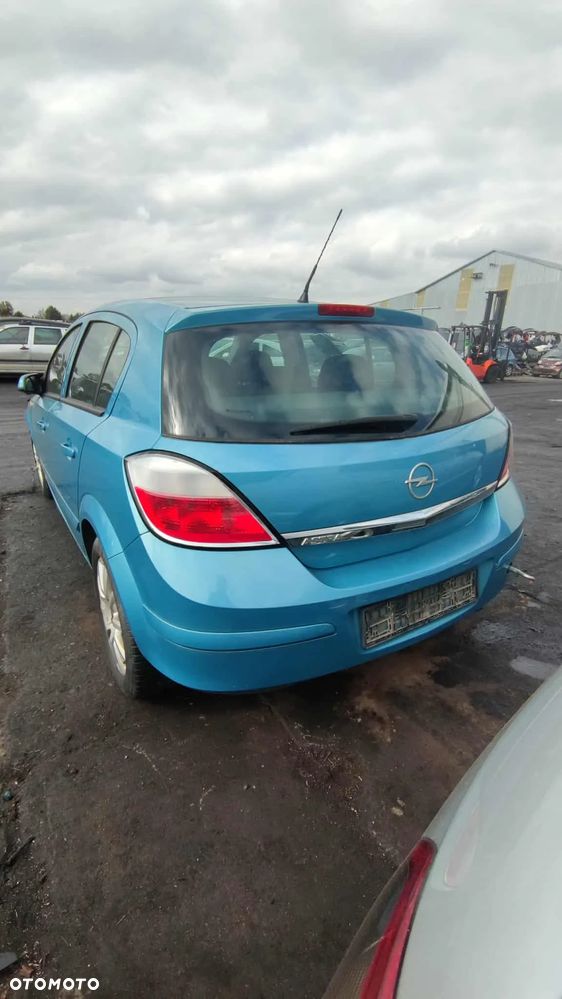 NA CZĘŚCI  OPEL ASTRA H 2004 1.4 B  90 KM Z 14 XEP Z20N - 3