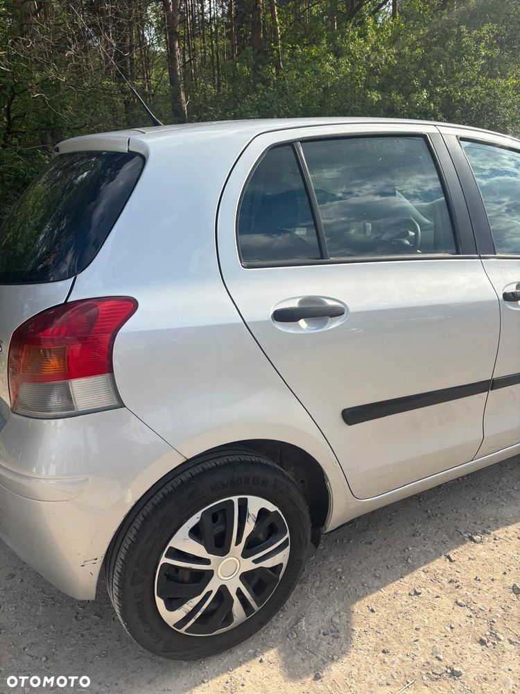 Toyota Yaris 1.33 Luna - 21