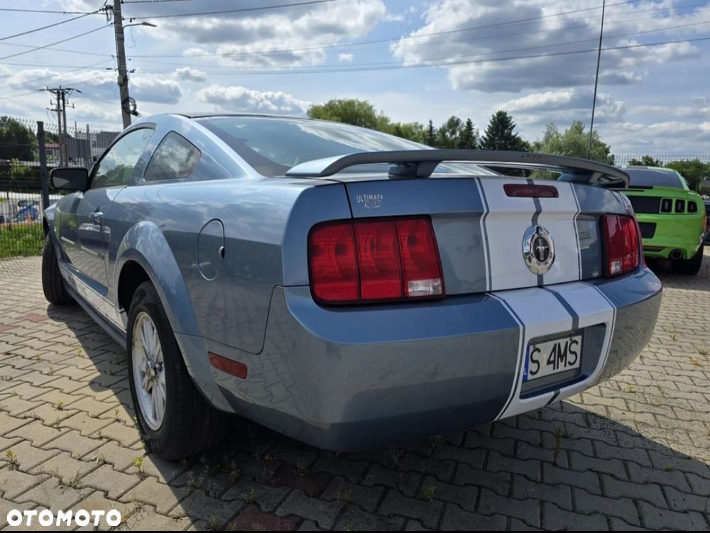 Ford Mustang 4.0 V6 Premium - 6
