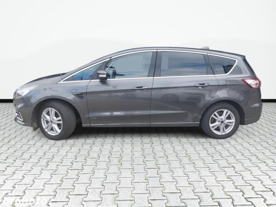 Ford S-Max - 8