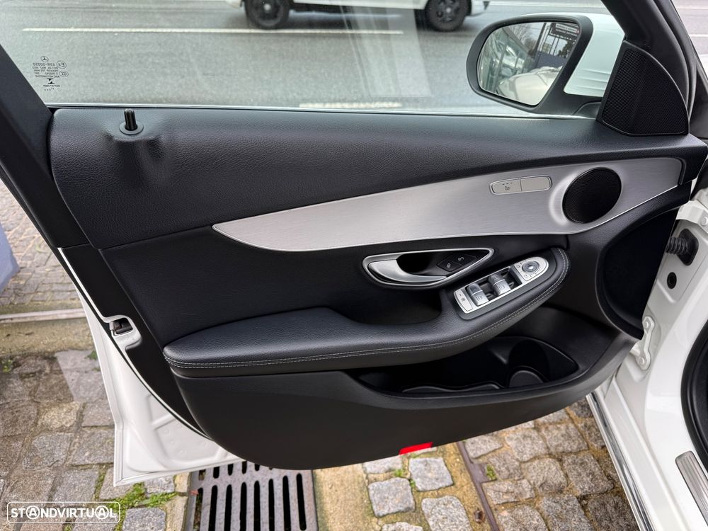 Mercedes-Benz C 220 Station CDI DPF BlueEFFICIENCY Avantgarde Edition - 17