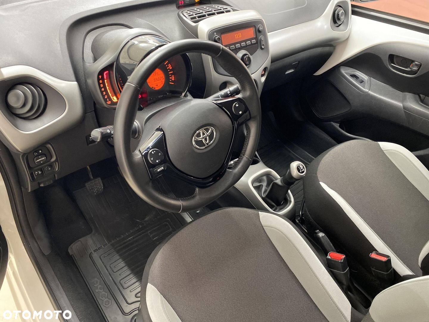 Toyota Aygo - 10