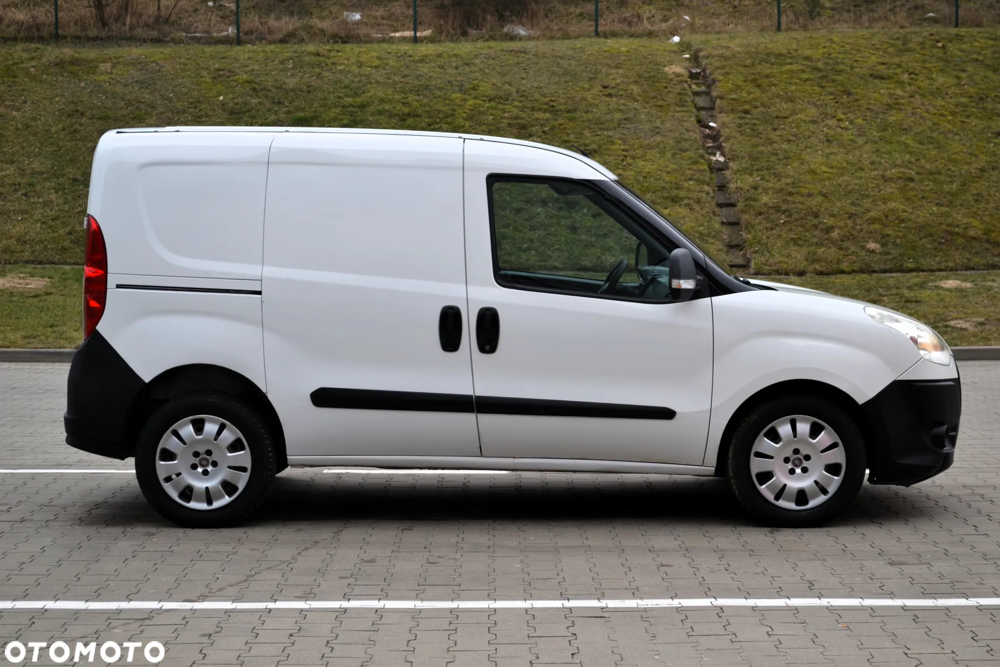 Fiat Doblo MAXI L2H1 DŁUGI - 27
